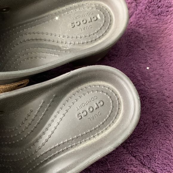 Croc clogs size 9 Womens brown - Picture 3 of 7